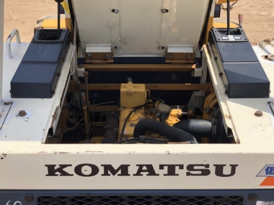 ขายรถตักล้อยาง KOMATSU WA30-2 นำเข้าเองจากญี่ปุ่น สภาพสวยพร้อมใช้ มีVDOการทำงานครับ