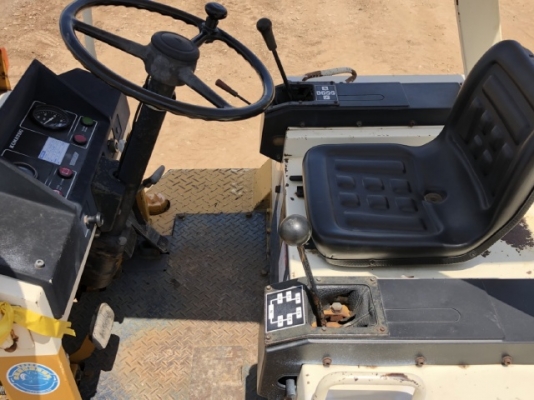 ขายรถตักล้อยาง KOMATSU WA30-2 นำเข้าเองจากญี่ปุ่น สภาพสวยพร้อมใช้ มีVDOการทำงานครับ