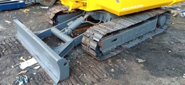 ขายด่วนครับ PC30-6เตรื่อง อิเซกิ ขายด่วนครับ PC30-6เตรื่อง อิเซกิ