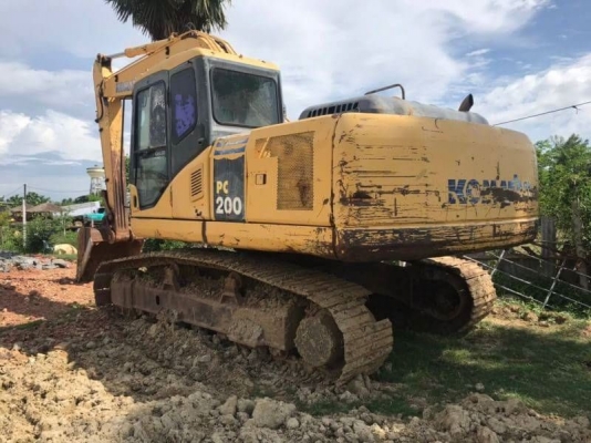 ขาย 850,000 KOMATSU pc200-7 ไฟฟ้าครบ เครื่องดี ปั้มแรง เอวแน่น ช่วงล่างเต็ม แอร์หนาว เอกสารแจ้งจำหน่าย รถสวยพร้อมใช้ รถอยู่ นครปฐม 064-191-1112