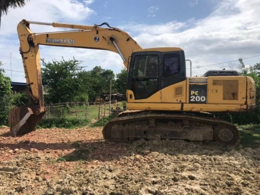 ขาย 850,000 KOMATSU pc200-7 ไฟฟ้าครบ เครื่องดี ปั้มแรง เอวแน่น ช่วงล่างเต็ม แอร์หนาว เอกสารแจ้งจำหน่าย รถสวยพร้อมใช้ รถอยู่ นครปฐม 064-191-1112