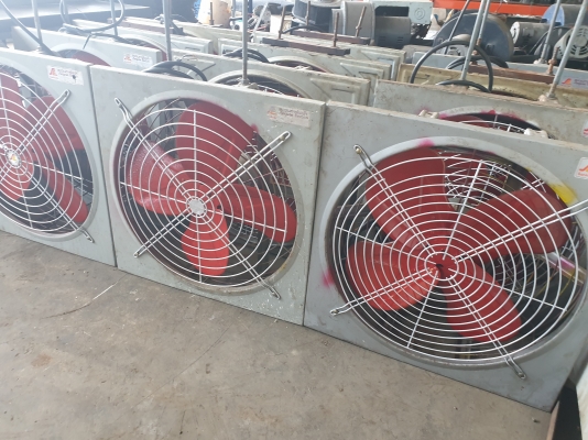 ขายพัดลมอุตสาหกรรมไฟบ้าน หน้า70ซม มีหลายตัว ตัวละ2,000บาท ใช้งานได้ทุกตัว