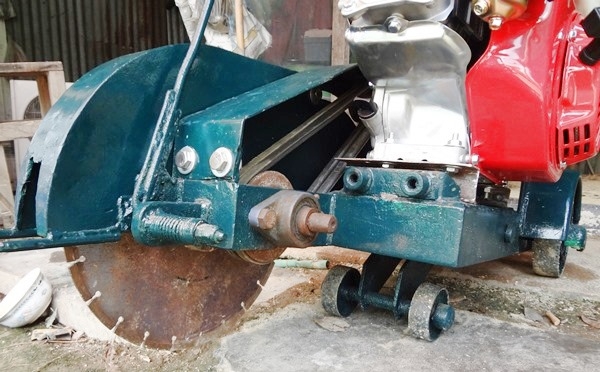 เครื่องตัดคอนกรีต มือสอง ใบตัด 14 นิ้ว สภาพพร้อมใช้ เครื่องใหม่ ขายถูก 8500 บาท