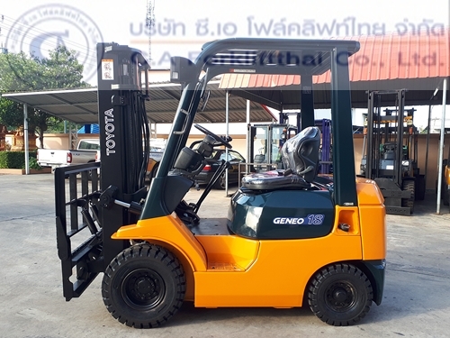ขาย รถโฟล์คลิฟท์ TOYOTA รุ่น 7-FD18