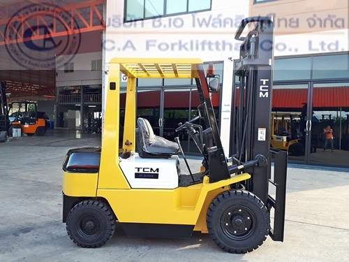 ขาย รถโฟล์คลิฟท์ TCM รุ่น FHD25Z