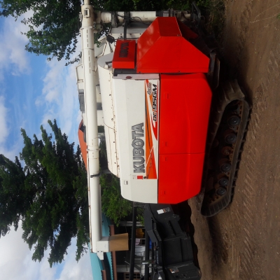 ขายรถเกี่ยว95 พลัส พร้อมใช้งาน รถปี 55 ชั่วโมง2300 เอกสารเล่มทะเบียนพร้อมโอน เจ้าของขายเองต่อรอง