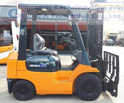 ขาย รถโฟล์คลิฟท์ TOYOTA รุ่น 7-FD18