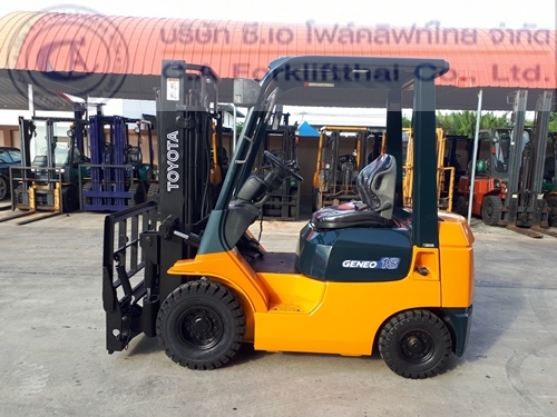 ขาย รถโฟล์คลิฟท์ TOYOTA รุ่น 7-FD18