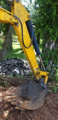 ขาย KOMATSU PC40-3 สภาพพร้อมใช้ราคา 170,000 ขาย KOMATSU PC40-3 สภาพพร้อมใช้ราคา 170,000
