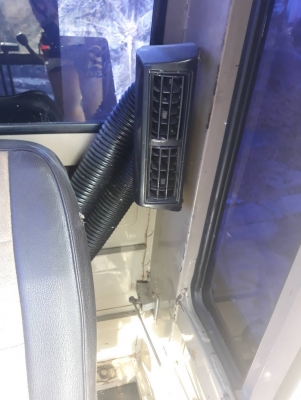 Komatsu PC60-5สภาพสวยเดิมๆ เครื่องดีปั้มแรงลูกเล่นครบ มีแอร์โซ่เฟรมหนา ใบแทรค45CM Komatsu PC60-5สภาพสวยเดิมๆ เครื่องดีปั้มแรงลูกเล่นครบ มีแอร์โซ่เฟรมหนา ใบแทรค45CM