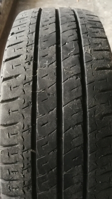 ขายยาง Michelin 215/70 R15 ปลายปี 13 ขายยาง Michelin 215/70 R15 ปลายปี 13
