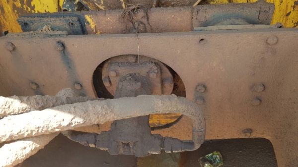 มีVDOขายรถบดไดนาแพค 2 คัน 10 ตันสั่นสะเทือนเพลาเดี่ยวมีเล่มทะเบียน 1 คันเอกสารซื้อขาย 1 คันราคาคันละ 350,000 เท่ากัน