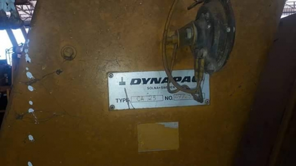 ขายรถบดไดนาแพค 2 คัน 10 ตันสั่นสะเทือนเพลาเดี่ยวมีเล่มทะเบียน 1 คันเอกสารซื้อขาย 1 คันราคาคันละ 350,000 เท่ากัน