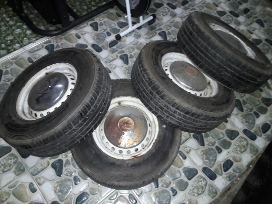 ขายกะทะล้อพร้อมยางรถโฟล์คตู้แตงโมขอบ 14"