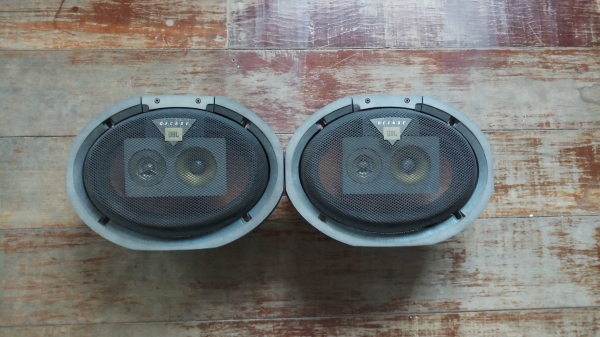 ลําโพงสามทางjbl