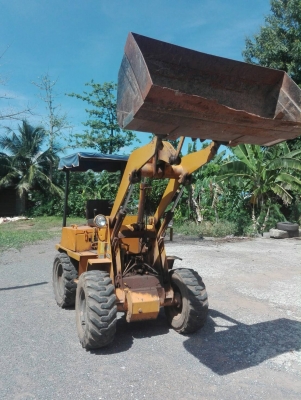 รถตักล้อยางCTM808A เอวออน รถสวย เก่านอก ใช้งานเมืองไทยได้ไหมนาน สนใจโทร 098-635-9769