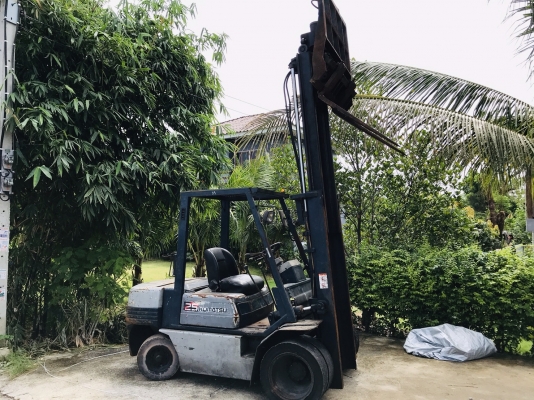 รถฟอร์คลิฟต์ KOMATSU 2.5 ตัน ราคา 189,000 บาท รถฟอร์คลิฟต์ KOMATSU 2.5 ตัน ราคา 189,000 บาท