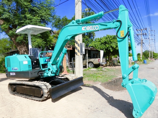 KOBELCO SK024 ขนาดPC-25 <มีVDOให้ชม> รถเก่านอกมีเอกสารอินวอย☎️ติดต่อ 085-5632278<ราคาต่อรองได้>