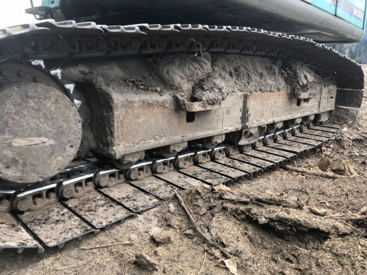 ขายรถแบคโฮ KOBELCO SK200 YN10 แอร์ไฟฟ้าเล่มทะเบียนพร้อม สนใจโทร 081-970-1072