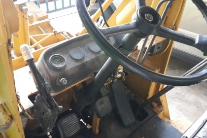 ขาย!! >>> รถตักเล็ก Komatsu SD07L ราคาคุยกันได้ <<< เบอร์ติดต่อ 098-7155789 086-4631102