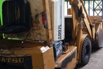 ขาย!! >>> รถตักเล็ก Komatsu SD07L ราคาคุยกันได้ <<< เบอร์ติดต่อ 098-7155789 086-4631102