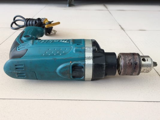 สว่านกระแทกไฟฟ้า Makita รุ่น HP1630