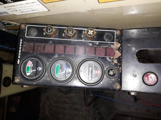 ขาย!! >>> Komatsu Pc60 รุ่น 5 รถสวย พร้อมลุยงาน มีวีดีโอให้ชม <<< เบอร์ติดต่อ 098-7155789 086-4631102 ขาย!! >>> Komatsu Pc60 รุ่น 5 รถสวย พร้อมลุยงาน มีวีดีโอให้ชม <<< เบอร์ติดต่อ 098-7155789 086-4631102