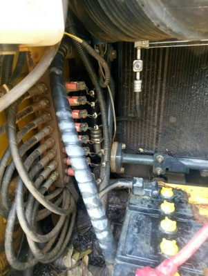 ขายรถแบคโฮ KOMATSU PC130-8 ไมล์ 10802 ชม.ราคา 1350000