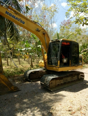 ขายรถแบคโฮ KOMATSU PC130-8 ไมล์ 10802 ชม.ราคา 1350000