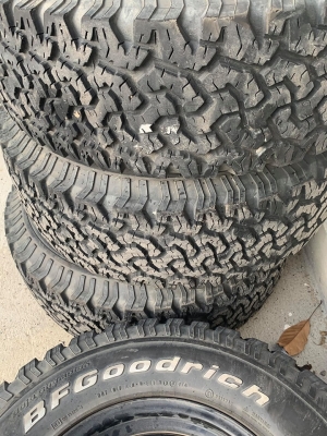 ขายล้อพร้อมกะทะขอบ17 265/70/17 ยางปี3014