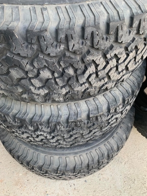 ขายล้อพร้อมกะทะขอบ17 265/70/17 ยางปี3014 ขายล้อพร้อมกะทะขอบ17 265/70/17 ยางปี3014