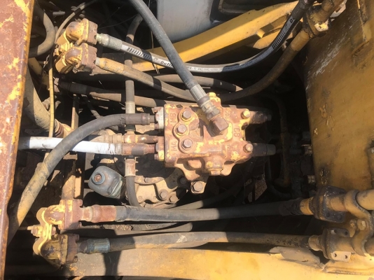 ขาย KOMATSU PC200 LC-5 สนใจติดต่อเบอร์ใหม่ 095-2352924