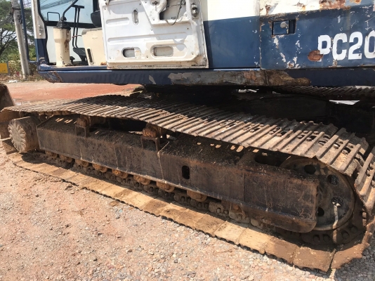 ขาย KOMATSU PC200 LC-5 สนใจติดต่อเบอร์ใหม่ 095-2352924