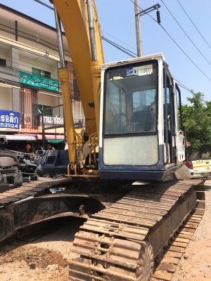 ขาย KOMATSU PC200 LC-5 สนใจติดต่อเบอร์ใหม่ 095-2352924