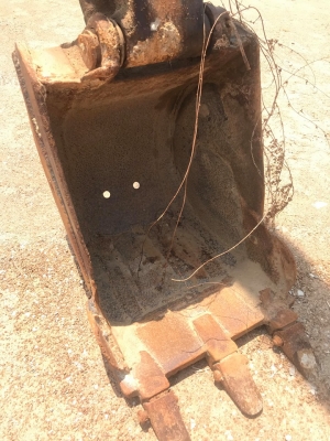 ขาย KOMATSU PC200 LC-5 สนใจติดต่อเบอร์ใหม่ 095-2352924