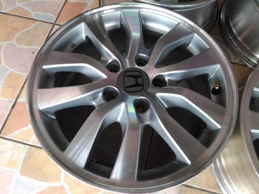 ล้อเปล่า Honda Odyssey ขอบ 16*6.5,ET55,5h114.3 สภาพสวย เดิมๆ ทั้งชุด 4,900.- เทิร์นได้ใส่ฟรี