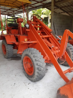 รถตักล้อยางสภาพดี HL5 -MITSUI (S/NO 211523)(E/NO:FL 912- 021172 -8 C) ขนาด 2 สูบประหยัดน้ำมัน ตักได้ รถตักล้อยางสภาพดี HL5 -MITSUI (S/NO 211523)(E/NO:FL 912- 021172 -8 C) ขนาด 2 สูบประหยัดน้ำมัน ตักได้