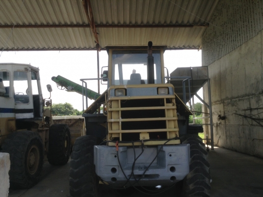 รถตักล้อยาง Komatsu WA 200-3