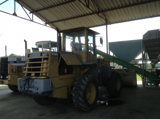 รถตักล้อยาง Komatsu WA 200-3