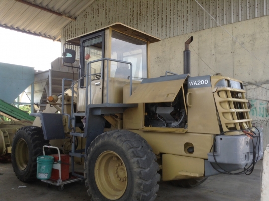 รถตักล้อยาง Komatsu WA 200-3