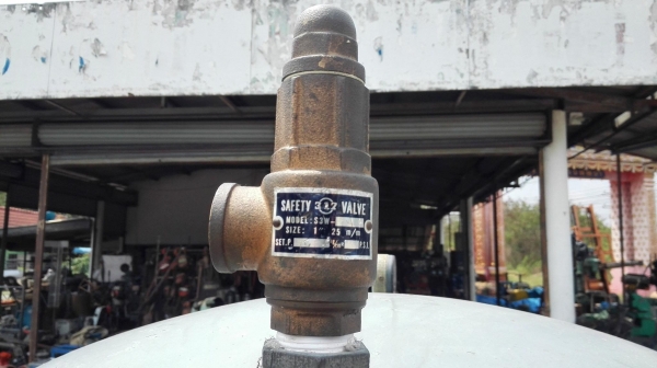 ถังพักลม ขนาด 500 ลิตร ถังหนาไม่มีผุ สภาพสวยสดใหม่พร้อมใช้ ถังพักลม ขนาด 500 ลิตร ถังหนาไม่มีผุ สภาพสวยสดใหม่พร้อมใช้