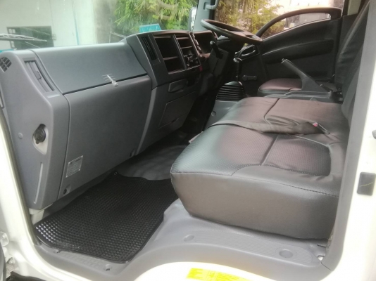 6 ล้อกลาง EURO3 ISUZU NQR 175 แรงม้า คอมมอนเรว * ยาว 5.50 ม.* รถสวยเดิม+สภาพพร้อมใช้งาน * รถห้างแท้ 