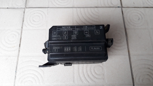 กล่องฟิวส์ TOYOTA COROLLA AE100 AE101