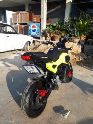 รุ่นใหม่ล่าสุด MSX 125 SF สีดำเหลือง ปลายปี 2560 อย่างหล่อมาก ดูสปอร์ตสุดๆ