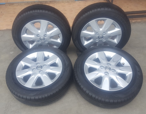 ขายล้อNISSAN March15 ยาง175/65/15 ปี 17 4 ล้อ