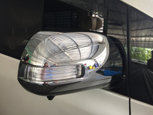 ขายฝาครอบกระจกมองข้างรถตู้ TOYOTA รุ่น ALPHARD ปี08 ขายฝาครอบกระจกมองข้างรถตู้ TOYOTA รุ่น ALPHARD ปี08