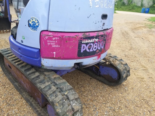 ขายรถแมคโค KOMATSU PC28UU-2 เทียบเท่า PC30 แทรคยาง บูมออฟเซท คอนโทรลสั้น ไฟฟ้า ติอต่อ 098-7962549