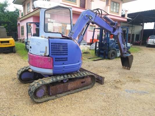 ขายรถแมคโค KOMATSU PC28UU-2 เทียบเท่า PC30 แทรคยาง บูมออฟเซท คอนโทรลสั้น ไฟฟ้า ติอต่อ 098-7962549