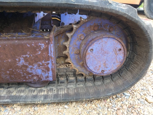 ขายรถแมคโค KOMATSU PC28UU-2 เทียบเท่า PC30 แทรคยาง บูมออฟเซท คอนโทรลสั้น ไฟฟ้า ติอต่อ 098-7962549