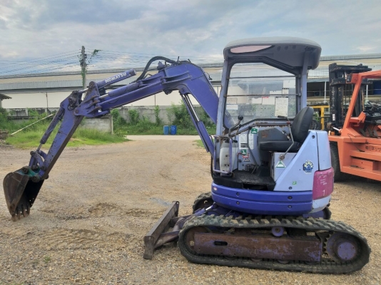ขายรถแมคโค KOMATSU PC28UU-2 เทียบเท่า PC30 แทรคยาง บูมออฟเซท คอนโทรลสั้น ไฟฟ้า ติอต่อ 098-7962549
